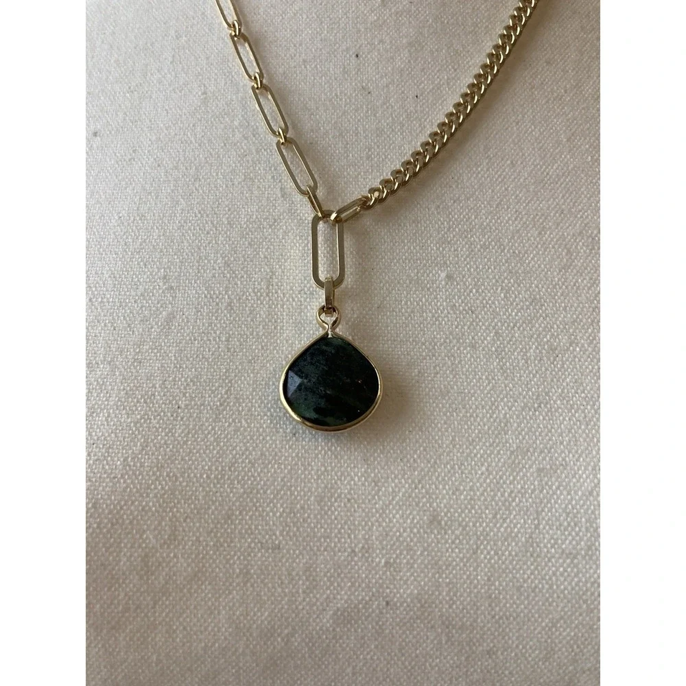 Gold Tone Asymmetrical Paperclip Curb Chain‎ Green Stone Teardrop Necklace